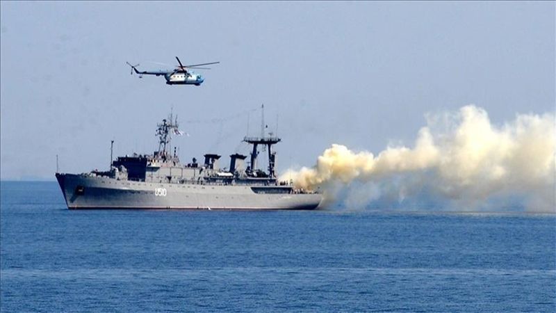 "رويترز": سفينة هندية بخليج عدن تستجيب لنداء استغاثة من سفينة ترفع علم جزر مارشال تعرضت لهجوم بطائرة مُسيَّرة