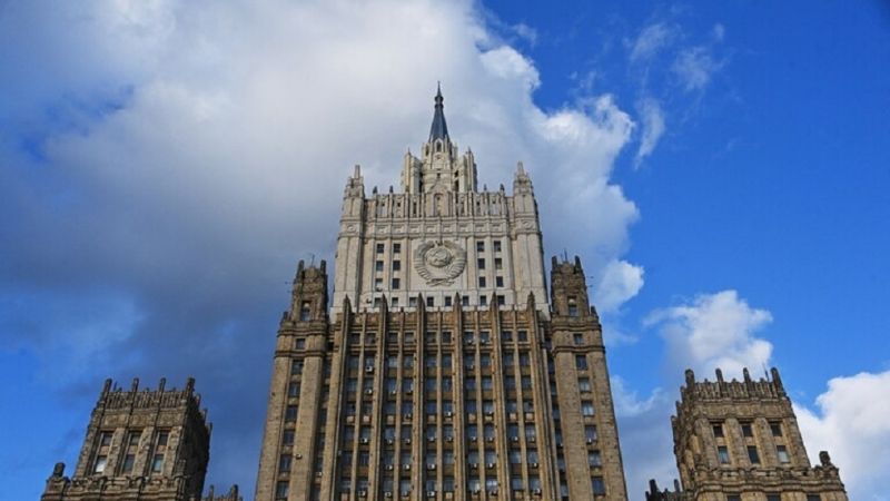 خارجية روسيا: وفد من حركة أنصار الله أجرى مفاوضات في وزارة الخارجية الروسية وتمت إدانة الضربات الأميركية والبريطانية على اليمن