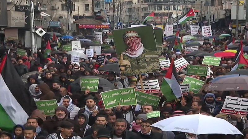 تظاهرة في العاصمة الأردنية عمّان نصرة لغزة وللمطالبة بفتح معبر رفح وكسر الحصار