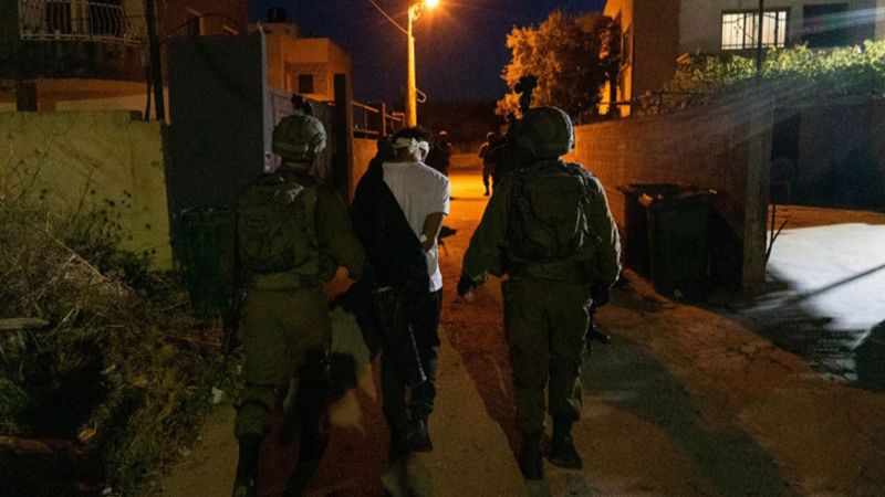 فلسطين: الاحتلال يواصل اقتحام بلدة باقة الحطب شرق قلقيلية وسط حملة مداهمات واعتقالات في صفوف المواطنين