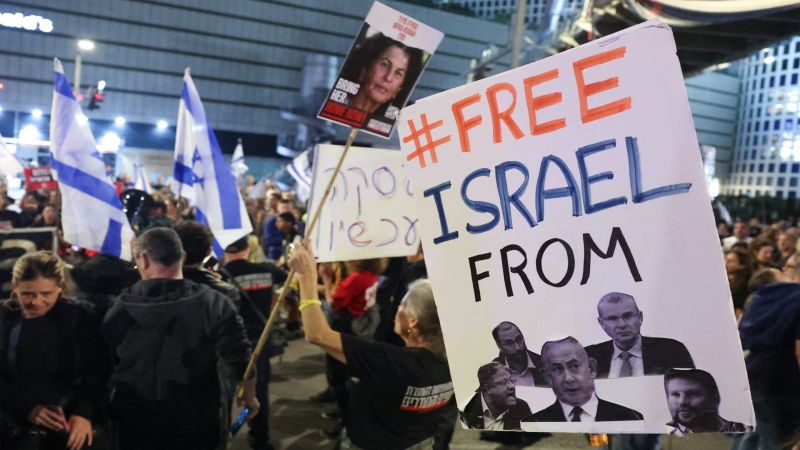 إعلام العدو: مظاهرات ستنطلق في 55 موقعًا في عموم "إسرائيل" مساءً للمطالبة بتحديد موعد للانتخابات