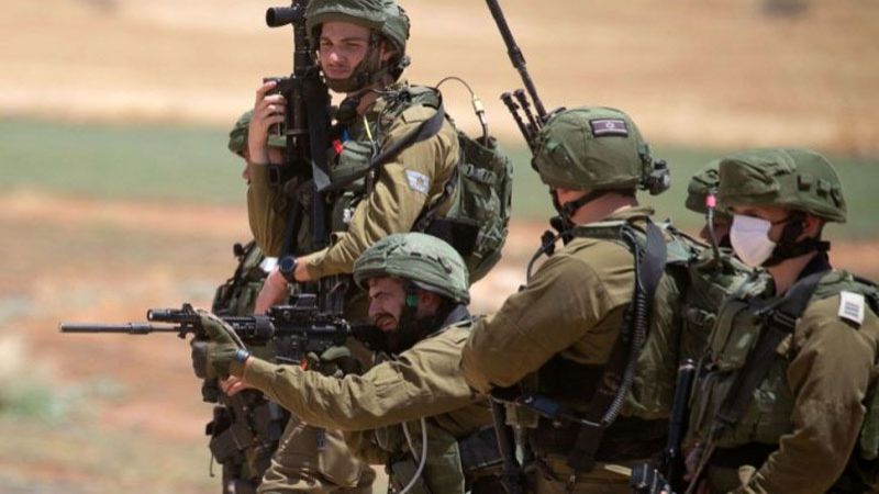 إعلام العدو: تصاعد الدخان من القاعدة العسكرية الإسرائيلية في عكا