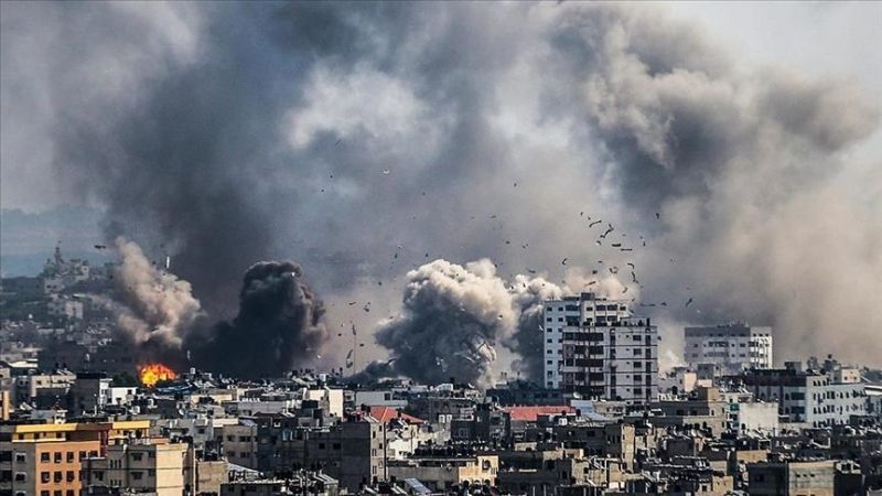 فلسطين: 4 شهداء جرّاء قصف طائرات الاحتلال تجمّعًا للمواطنين على شارع صلاح الدين وسط قطاع غزّة