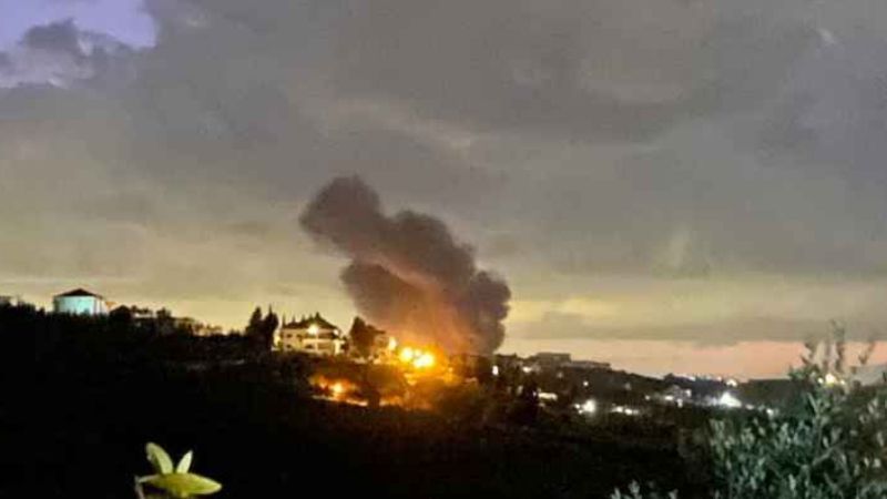 لبنان: الطيران الحربي الصهيوني يشنّ غارة جوية بالصواريخ استهدفت أطراف بلدة كفر كلا الجنوبية
