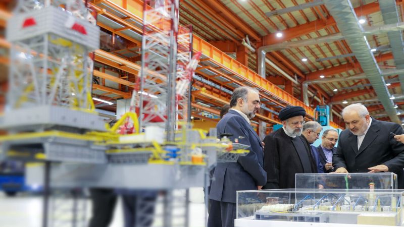 إيران تختبر بنجاح محرّك طائرة محليّ الصنع