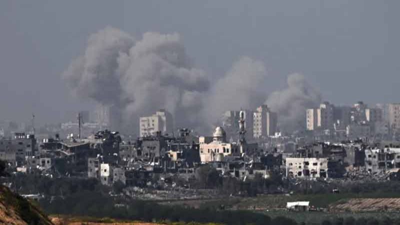العدو يتخبّط عسكريًا في غزة.. وينكّل بمفهوم الإنسانية