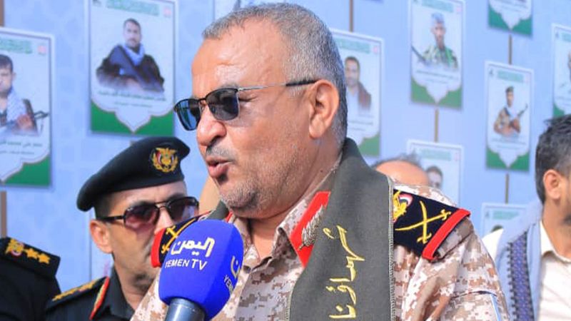 قائد الدفاع الساحلي اليمني: نمتلك الكثير من الأوراق المؤثرة والمفاجآت