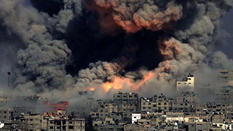 العدوان على غزّة.. الاحتلال يواصل اقتحام مجمع الشفاء وتنفيذ غارات على القطاع