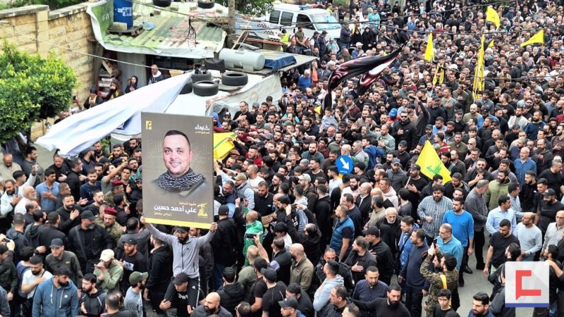 شاهد: حزب الله يُشيّع الشهيد على طريق القدس علي حسين في روضة الحوراء زينب (ع)