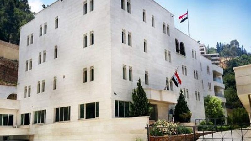 السفارة السورية تدين الجريمة التي ارتكبت بحق مواطن لبناني وتؤكد الحرص على العلاقات الأخوية