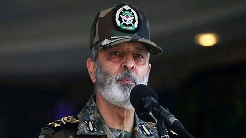 قائد الجيش الإيراني: مستعدون لـ&quot;رد عاصف&quot; على أي حماقة يرتكبها العدو