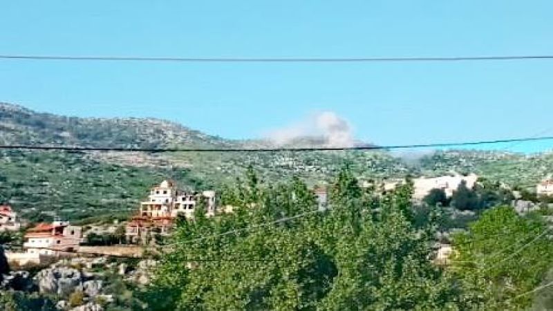 لبنان: العدو يستهدف منطقة "شميس" في أطراف بلدة كفرشوبا