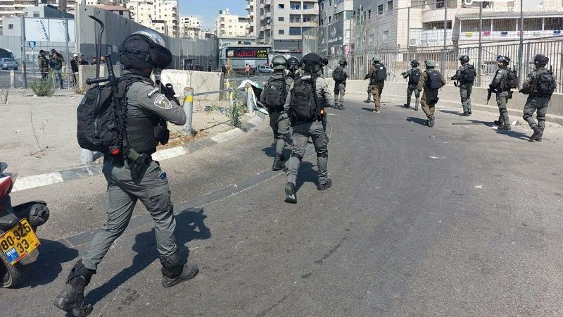 فلسطين المحتلة: قوة من الاحتلال الصهيوني تقتحم بلدة بيتا جنوب نابلس بالضفة الغربية المحتلة