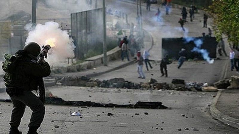 فلسطين المحتلة: اندلاع مواجهات مع قوات الاحتلال في مدينة الخليل بالضفة الغربية المحتلة