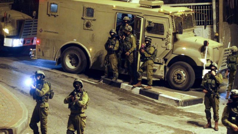 فلسطين: قوات العدو تقتحم عدة بلدات ومناطق في الضفة الغربية المحتلة