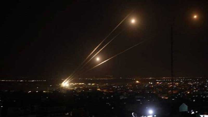 عودة الهدوء إلى غزة ووقف لاطلاق النار مشروط بتنفيذ تفاهمات كسر الحصار عن القطاع