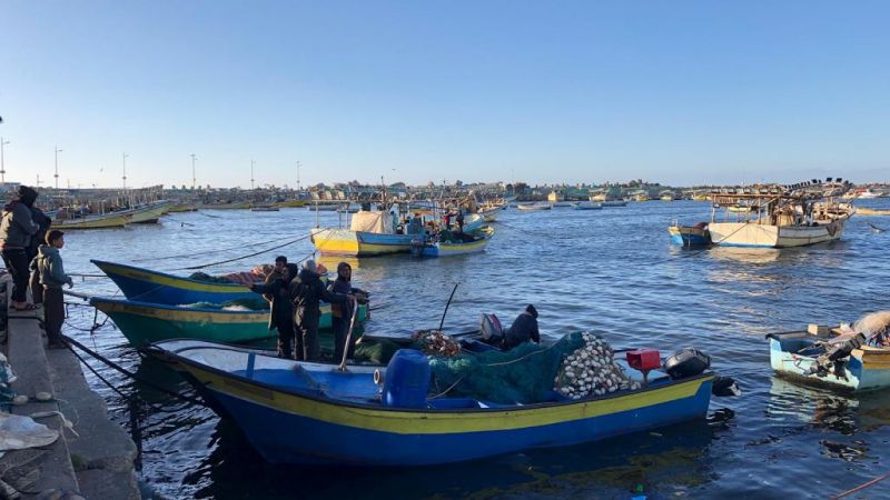 بعد 5 أيام من الحصار.. صيادو غزة يعودون إلى قواربهم